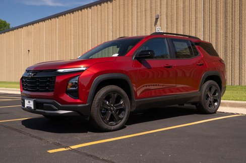 New 2026 Chevrolet Equinox LT w/ Convenience Package II image 4