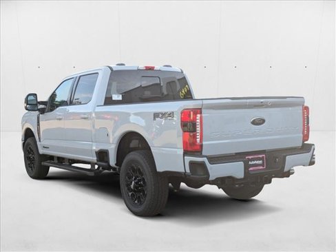New 2025 Ford F250 Lariat w/ Black Appearance Package image 9