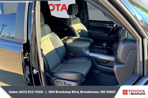 Used 2024 Chevrolet Silverado 1500 ZR2 w/ Technology Package image 6