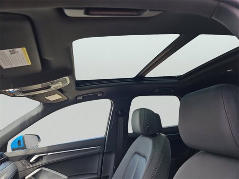 Certified 2023 Audi Q3 2.0T Premium Plus image 16