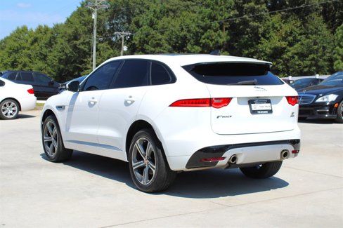 Used 2020 Jaguar F-PACE S image 4