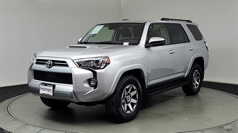 Used 2024 Toyota 4Runner TRD Off-Road image 3