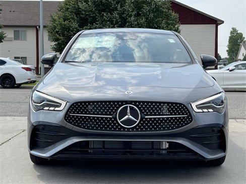 Used 2025 Mercedes-Benz CLA 250 4MATIC image 40
