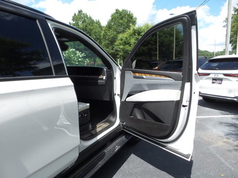 Used 2025 Cadillac Escalade Sport Platinum image 44