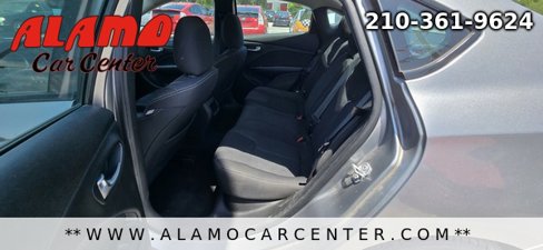 Used 2016 Dodge Dart SXT image 32