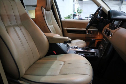 Used 2010 Land Rover Range Rover HSE LUX image 46