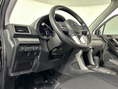 Used 2017 Subaru Forester 2.5i Premium image 32