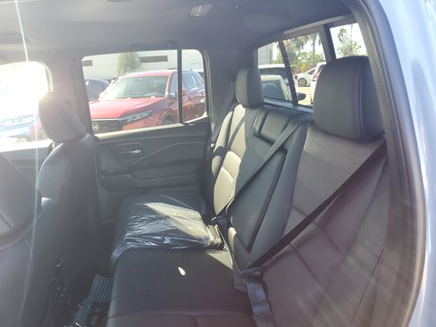 New 2026 Honda Ridgeline Black Edition image 8