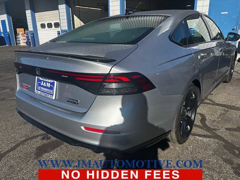 Used 2023 Honda Accord Sport image 3