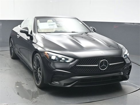 New 2026 Mercedes-Benz CLE 450 4MATIC Cabriolet image 2