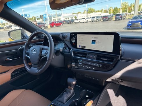 New 2025 Lexus ES 350 Luxury w/ Accessory Package (Z2) image 27