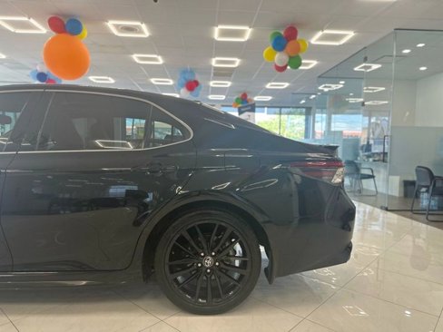 Used 2023 Toyota Camry XSE image 9