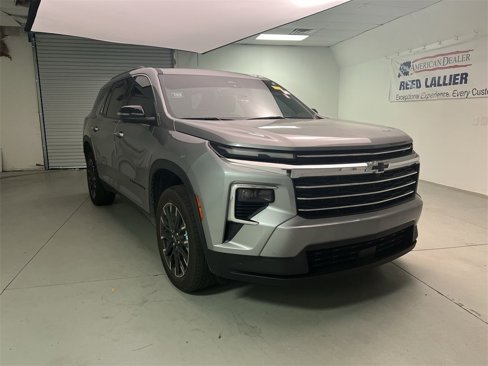 Certified 2024 Chevrolet Traverse LT image 1