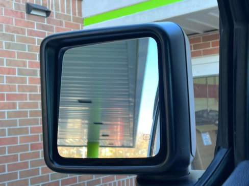 Used 2020 Jeep Wrangler Unlimited Sahara w/ Uconnect 4C Nav & Sound Group image 26