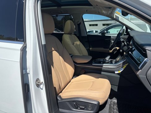 New 2025 Audi Q7 3.0T Premium Plus image 28