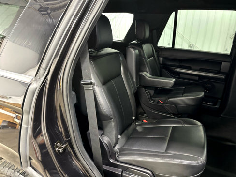 Used 2020 Ford Expedition XLT w/ Equipment Group 201A image 33