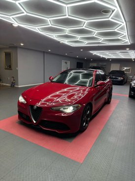 Used 2018 Alfa Romeo Giulia Ti Sport w/ Quick Order Package 22U Sport image 3