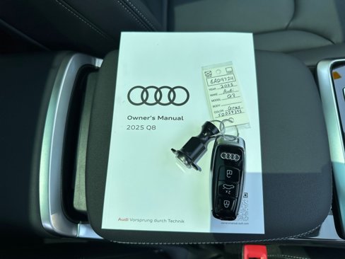New 2025 Audi Q8 Premium Plus image 34