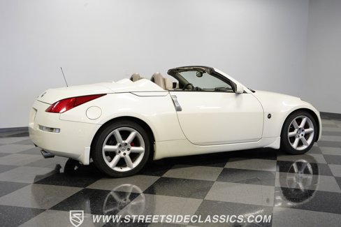 Used 2004 Nissan 350Z Touring image 13