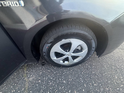 Used 2014 Toyota Prius Three image 13