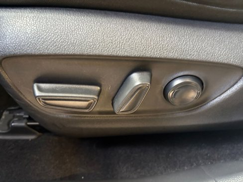 Used 2024 Toyota RAV4 XLE image 23