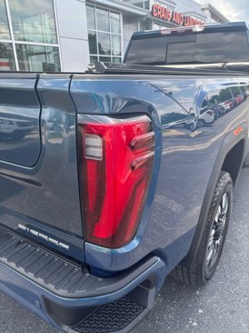 Used 2024 GMC Sierra 3500 Denali w/ Denali Reserve Package image 3
