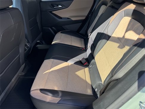 Used 2025 Chevrolet Equinox ACTIV w/ Safety and Technology Package image 8
