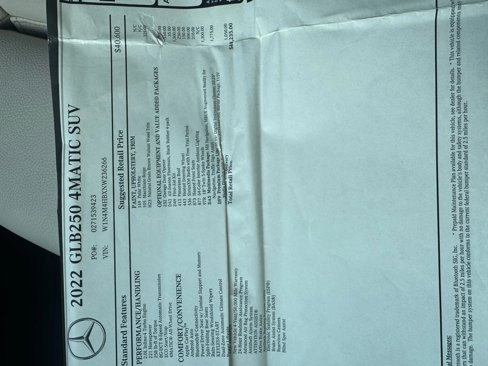 Used 2022 Mercedes-Benz GLB 250 4MATIC image 24