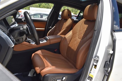 Used 2023 BMW X6 xDrive40i w/ M Sport Package image 13