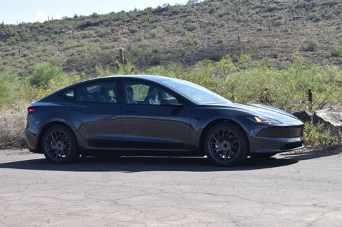 Used 2025 Tesla Model 3 Long Range image 3