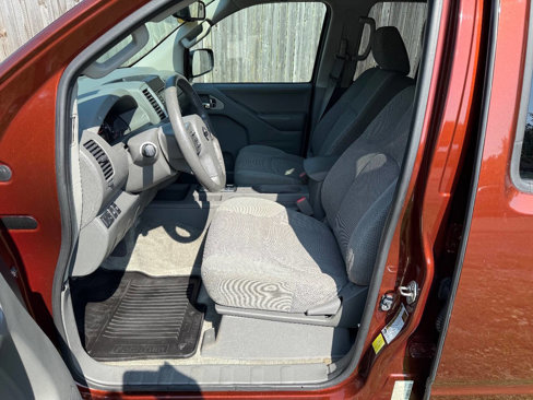 Used 2016 Nissan Frontier SV w/ SV Value Truck Package image 10