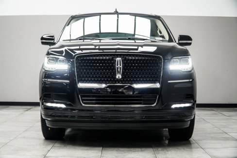 Used 2024 Lincoln Navigator Reserve w/ Monochromatic Package image 7