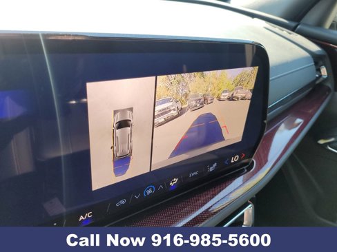 New 2026 Chevrolet Traverse Z71 w/ Driver Confidence Package image 19