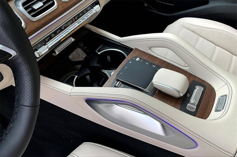 New 2026 Mercedes-Benz GLS 450 4MATIC image 8