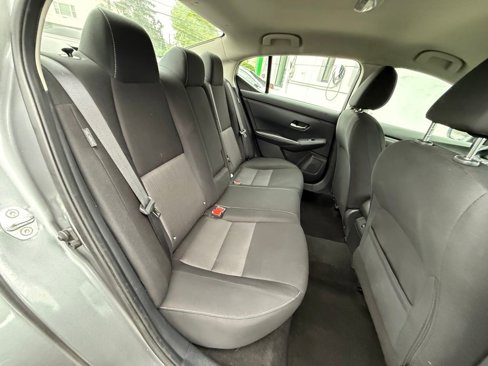 Used 2022 Nissan Sentra SV image 28