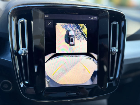 New 2026 Volvo XC40 B5 Ultra w/ Protection Package Premier image 14