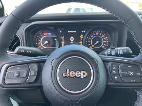 New 2025 Jeep Wrangler Unlimited Rubicon image 22