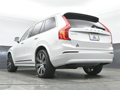 Used 2024 Volvo XC90 T8 Plus w/ Protection Package Premier image 42