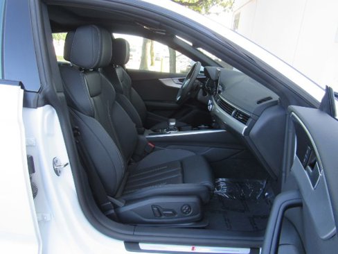 Used 2025 Audi A5 2.0T Premium Plus image 19