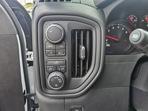 Used 2024 Chevrolet Silverado 1500 Custom w/ Turbomax Blackout Package image 25