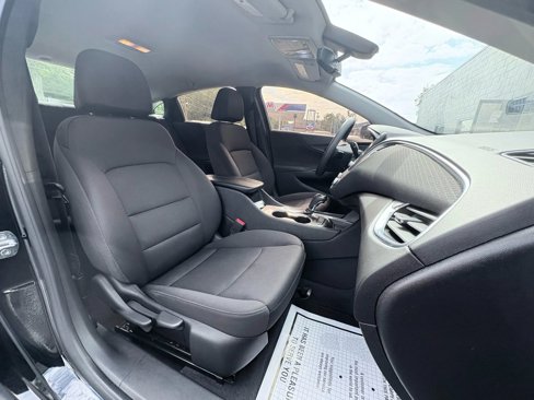 Used 2019 Chevrolet Malibu LT image 22