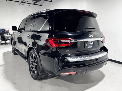 Used 2023 INFINITI QX80 Sensory image 8