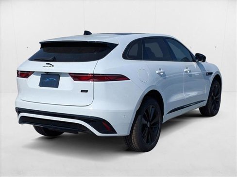 New 2026 Jaguar F-PACE R-Dynamic S image 2