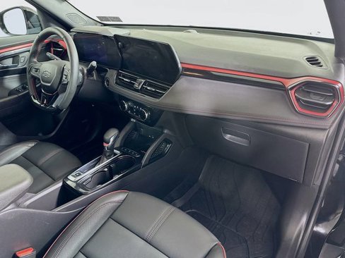 Certified 2025 Chevrolet TrailBlazer RS w/ Convenience Package image 28