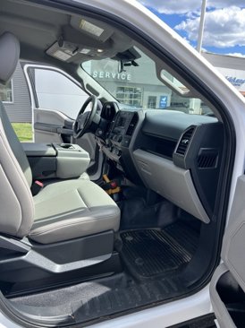 Used 2022 Ford F550 4x4 Regular Cab Super Duty image 15