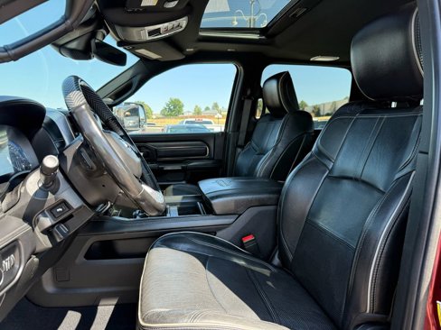 Used 2020 RAM 3500 Limited image 17