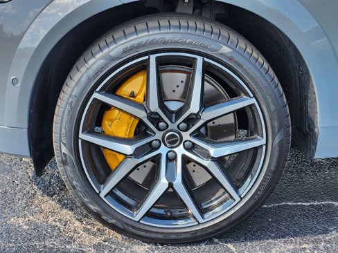 Certified 2026 Volvo XC60 T8 Polestar image 11