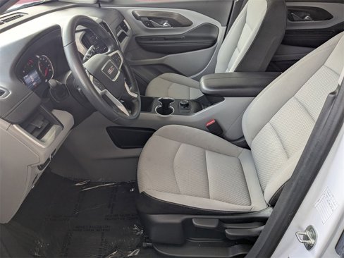 Used 2024 GMC Terrain SLE image 25