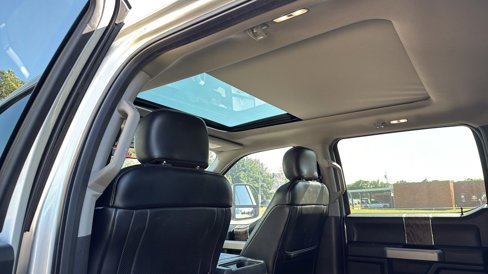 Used 2019 Ford F250 Lariat w/ Lariat Ultimate Package image 13