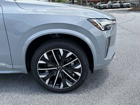New 2026 Volvo XC90 B6 Plus w/ Protection Package Premier image 8